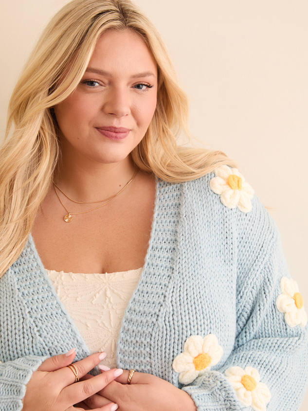 Clare Knit Flower Cardigan Detail 3 - ARULA