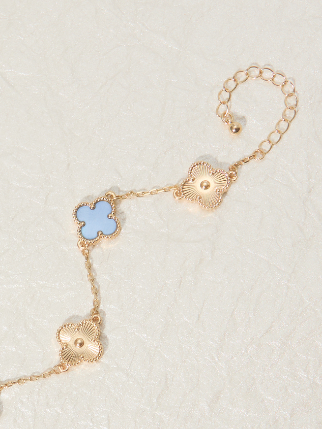 Clover Double Sided Blue Bracelet Detail 3 - ARULA