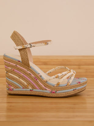 Addeline Wedges - ARULA