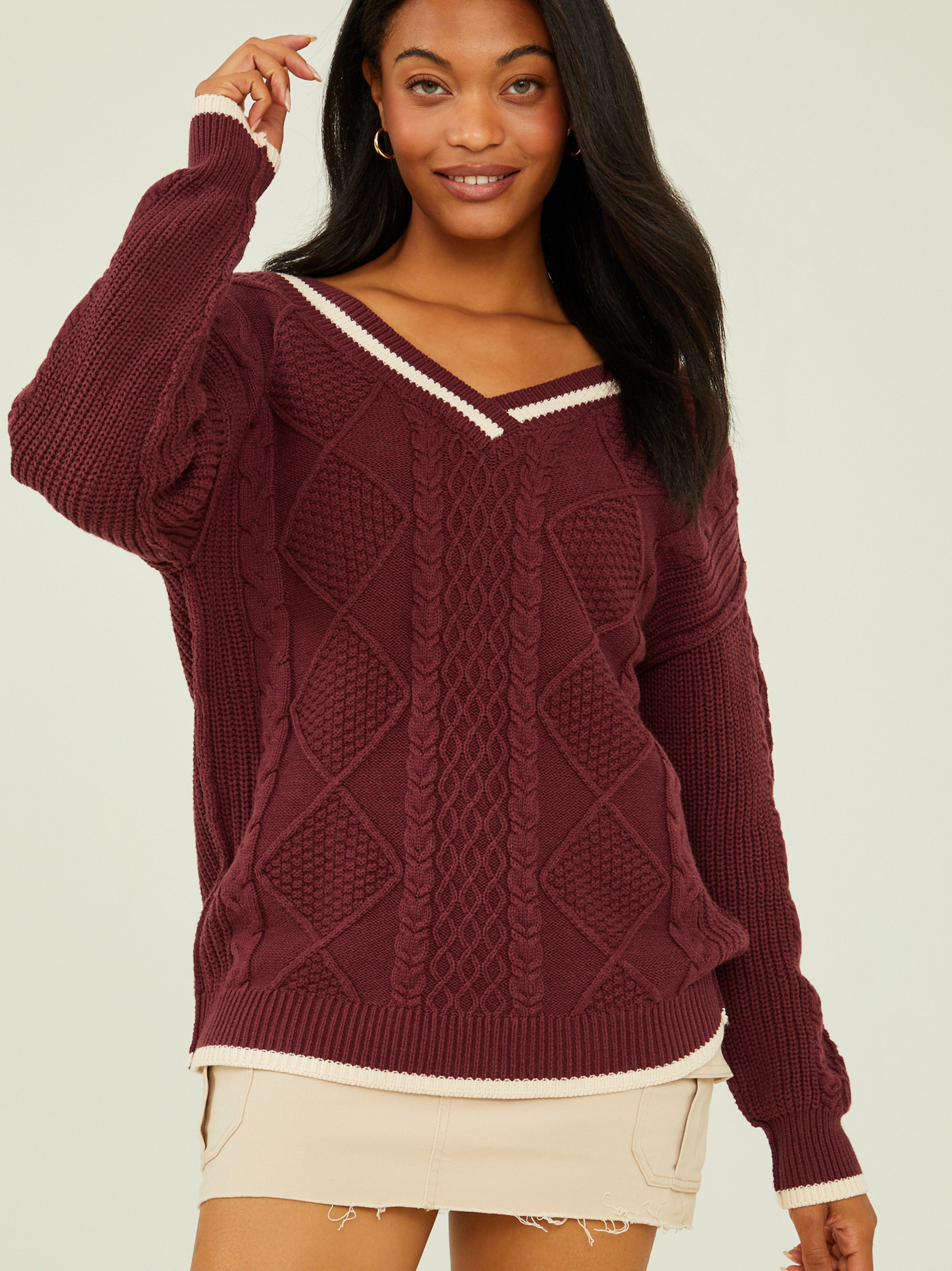 Burgundy cable knit sweater outlet