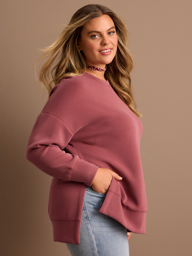 Super Soft Sweatshirt Detail 4 - ARULA