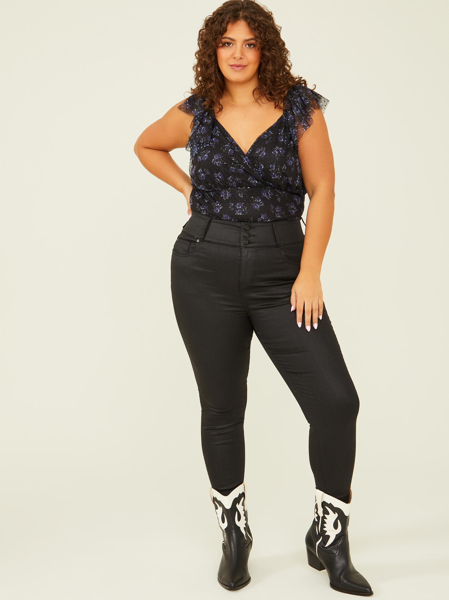 Triple shop button jeans