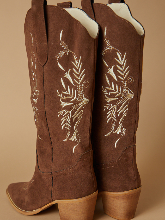 Flora Western Boots Detail 3 - ARULA