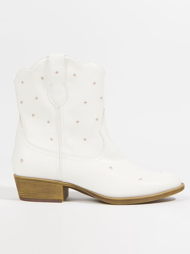 Starlight Wide Width Boots Detail 2 - ARULA
