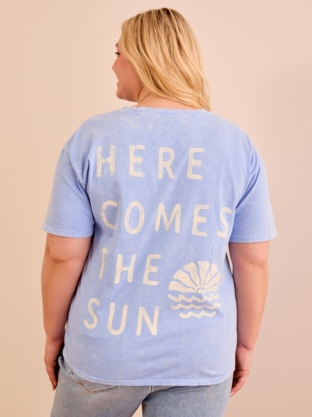Here Comes The Sun Graphic Tee - ARULA