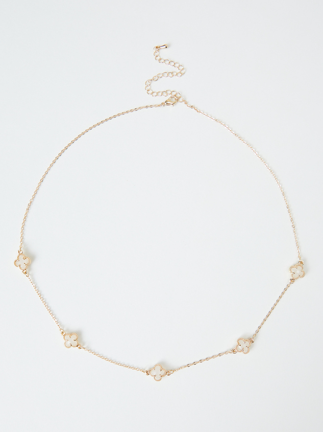 Crystal Clover Chain Necklace Detail 2 - ARULA
