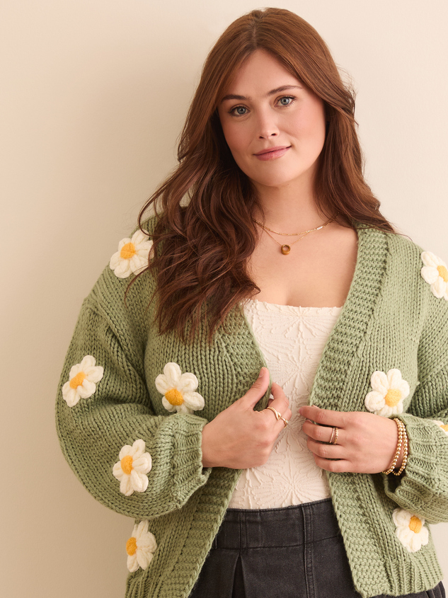 Clare Knit Flower Cardigan Detail 3 - ARULA