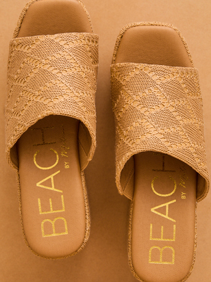 Como Platform Sandal by Matisse - ARULA