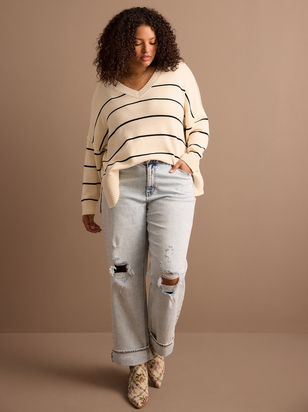Margot Destructed Girlfriend Jeans - ARULA