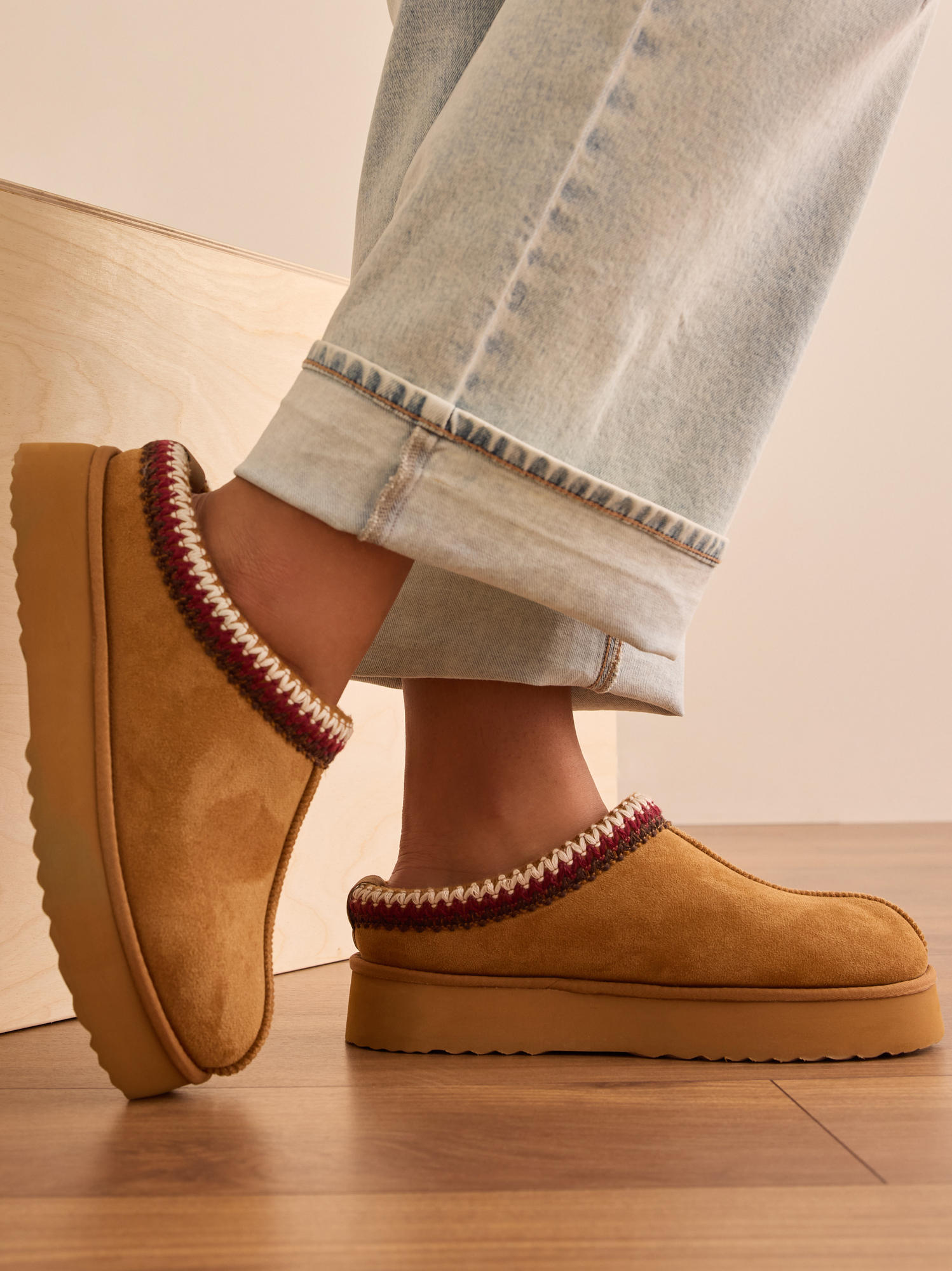 Wide width slippers for ladies top