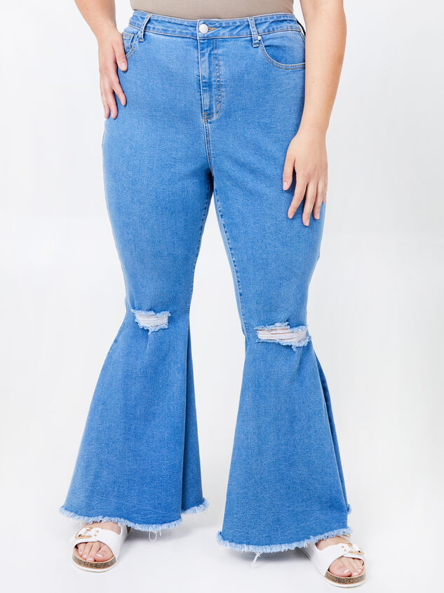 Incrediflex Star Extreme Flare Jeans Detail 2 - ARULA