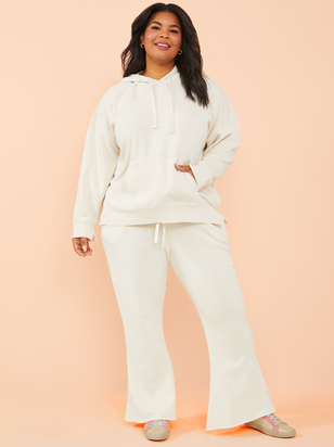 Elevate Flare Sweatpants - ARULA