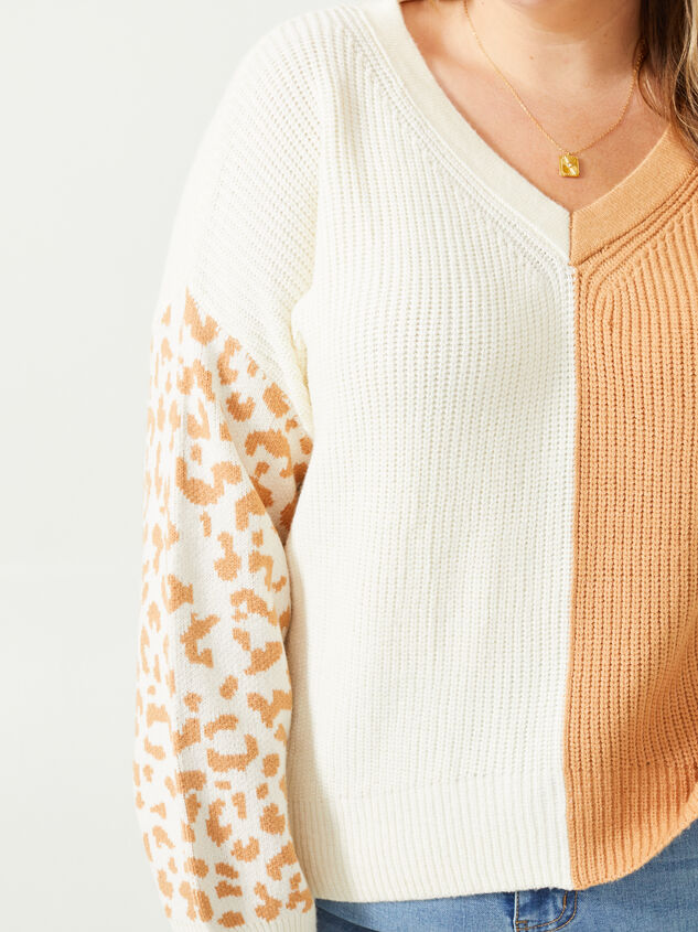 Leopard Colorblock Sweater Detail 4 - ARULA