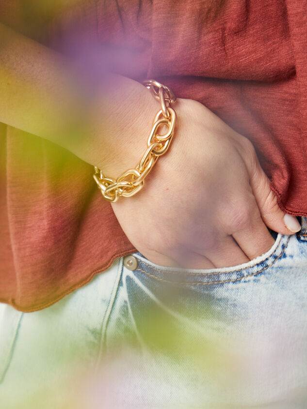 Jada Linked Bracelet Detail 2 - ARULA