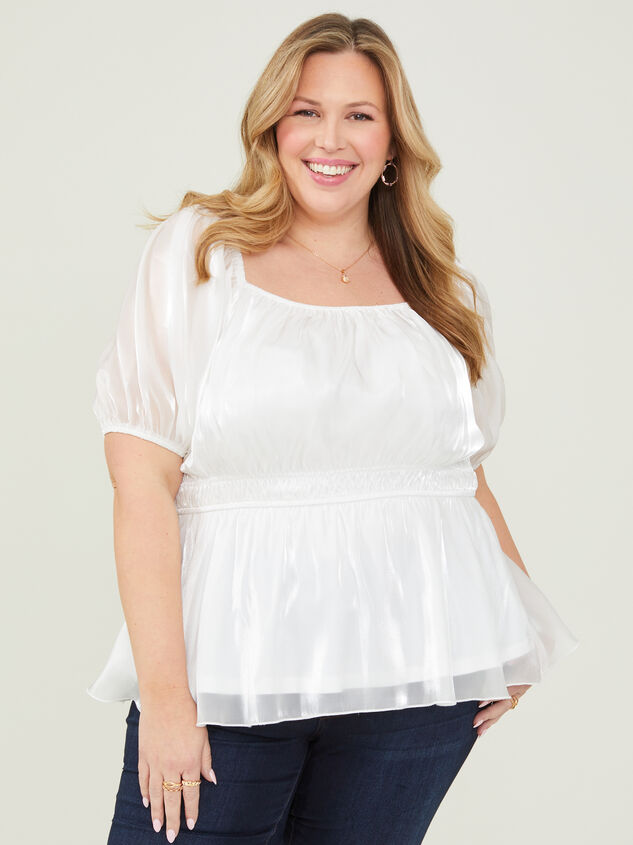 Addison Top Detail 1 - ARULA